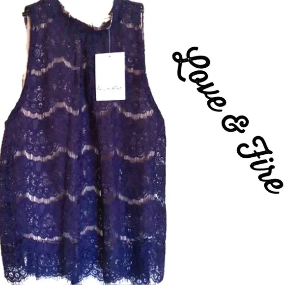 FULLY LINED π
ΊLOVE, Fire Blue Lace Sleeveless Top NWT - Picture 3 of 11